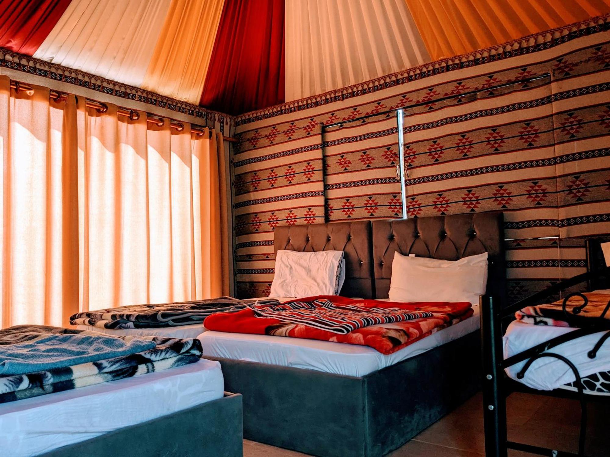 Wadi Rum Camp & Jeep Tour Ngoại thất bức ảnh