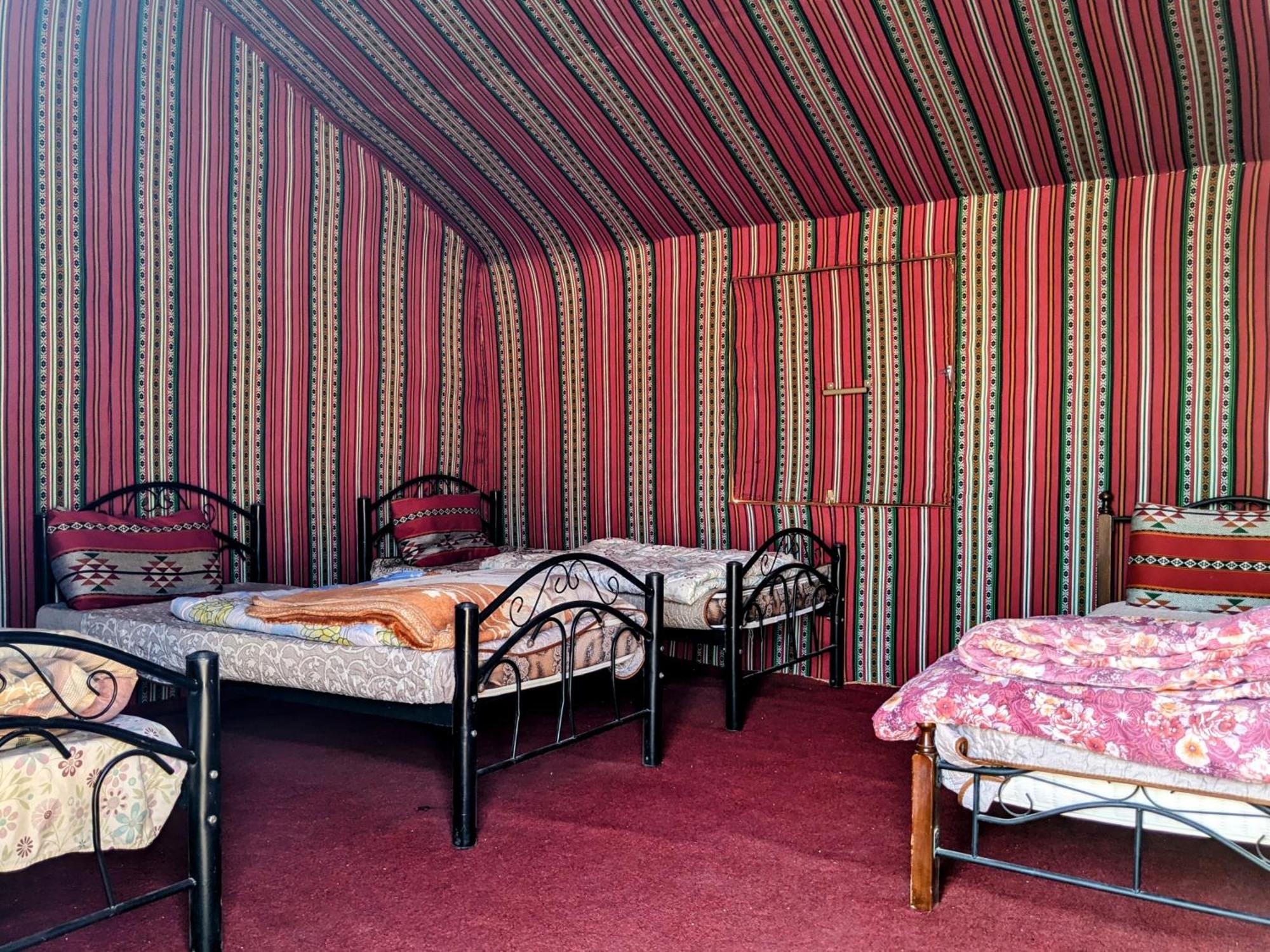 Wadi Rum Camp & Jeep Tour Ngoại thất bức ảnh