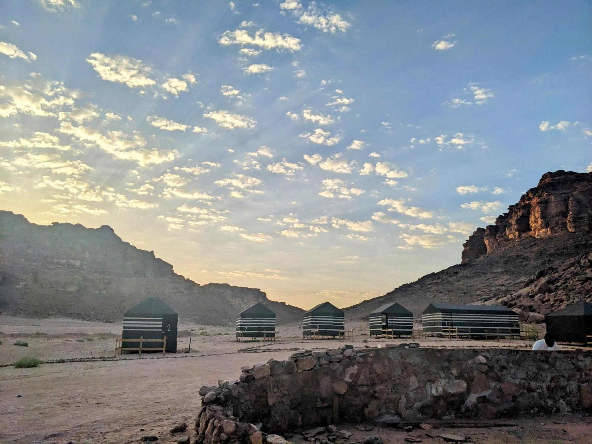 Wadi Rum Camp & Jeep Tour Ngoại thất bức ảnh