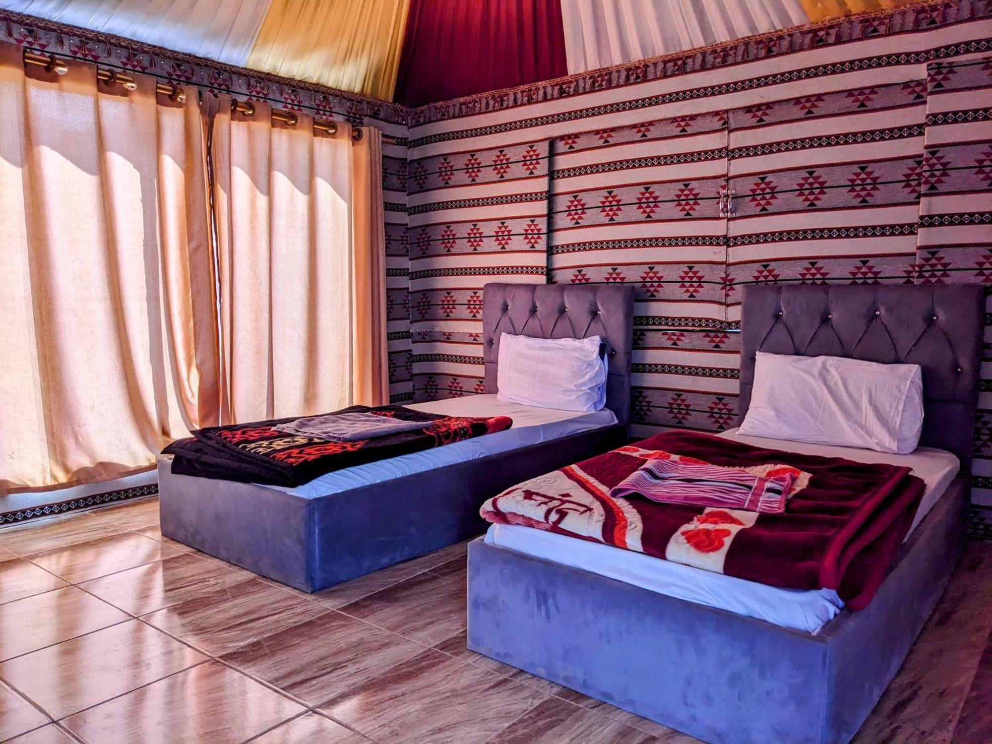 Wadi Rum Camp & Jeep Tour Ngoại thất bức ảnh
